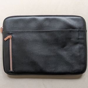 Typo Laptop Sleeve - Black with Rose Gold Hardware